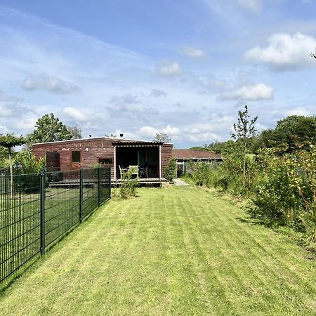 Vrijstaand Chalet Met Veel Buitenruimte En Veranda Zuid-Scharwoude Zewnętrze zdjęcie