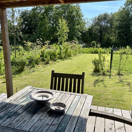 Vrijstaand Chalet Met Veel Buitenruimte En Veranda Zuid-Scharwoude Zewnętrze zdjęcie